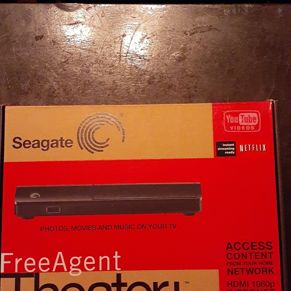 Sealed New Boxed Seagate Free Agent Theater HD Media Player STCEA101-RK
